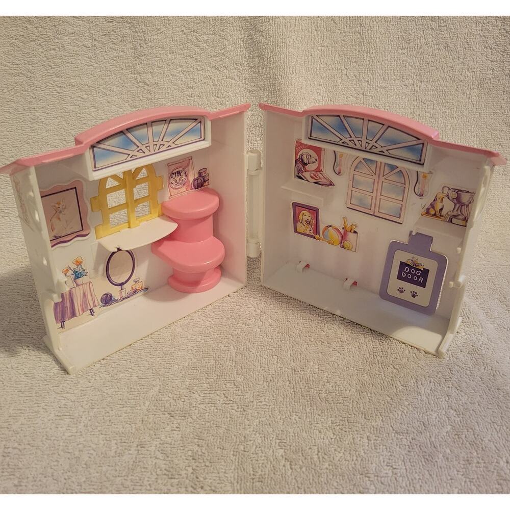 Barbie-Portable Foldable Pet Dog/Cat House-Incomplete-6"Tall-1997-As Shown